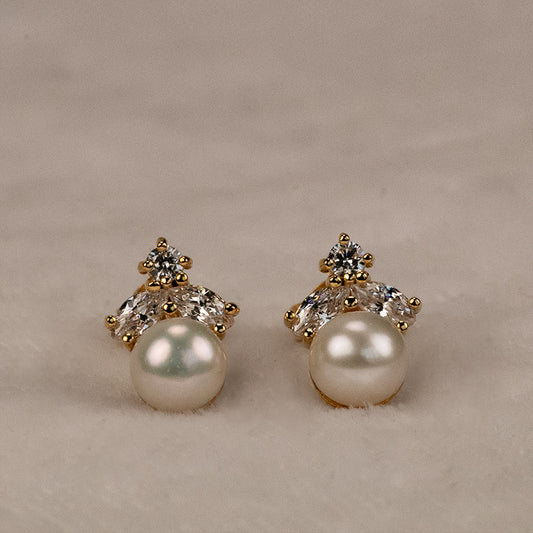 Crown Fresh Water Pearl & Cubic Zirconia Stud Earring